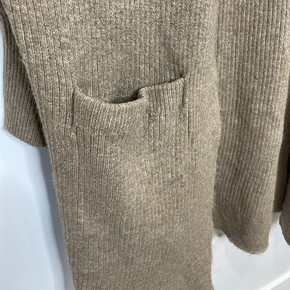 Theo & Spence Latte Open Front Cardigan with Pockets - Picture 6 of 6